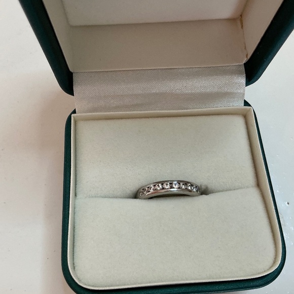 Jewelry - Ladies platinum and diamond ring size 6. 1/2 carat diamonds E-F Color VS Clarity